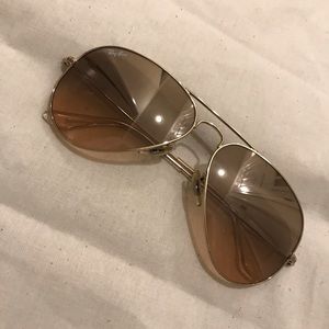 Ray ban aviator sunglasses